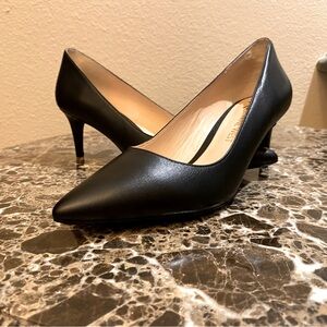 EUC Nine West Leather Heels Sz 7